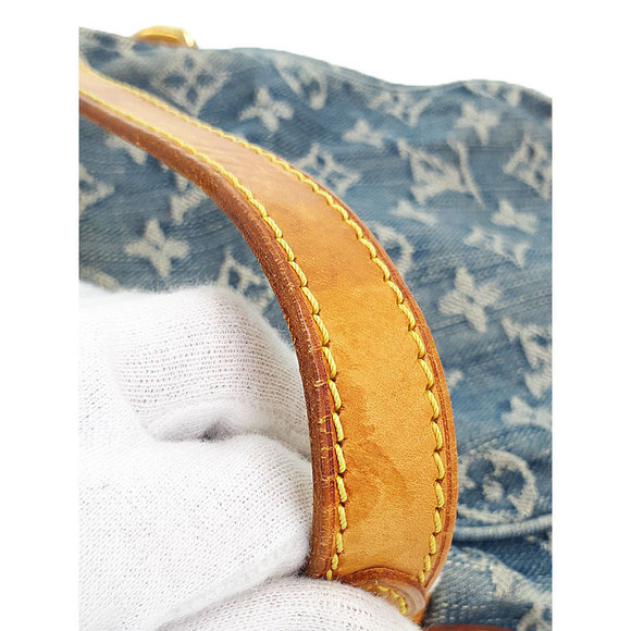 Louis Vuitton Monogram Denim Camera Shoulder Bag - Picture 5 of 9